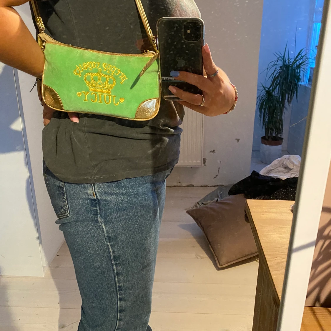 Lite Handväska från juicy couture - 90