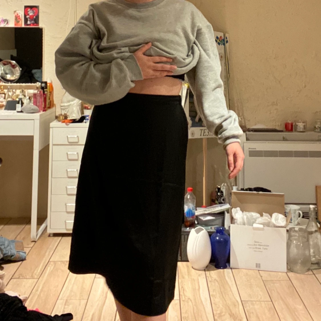 Svart satinkjol - 91