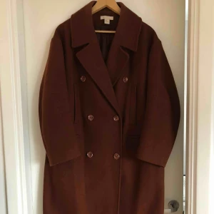  - Ullkappa från H&M trend. Storlek 36. Frakt tillkommer. 