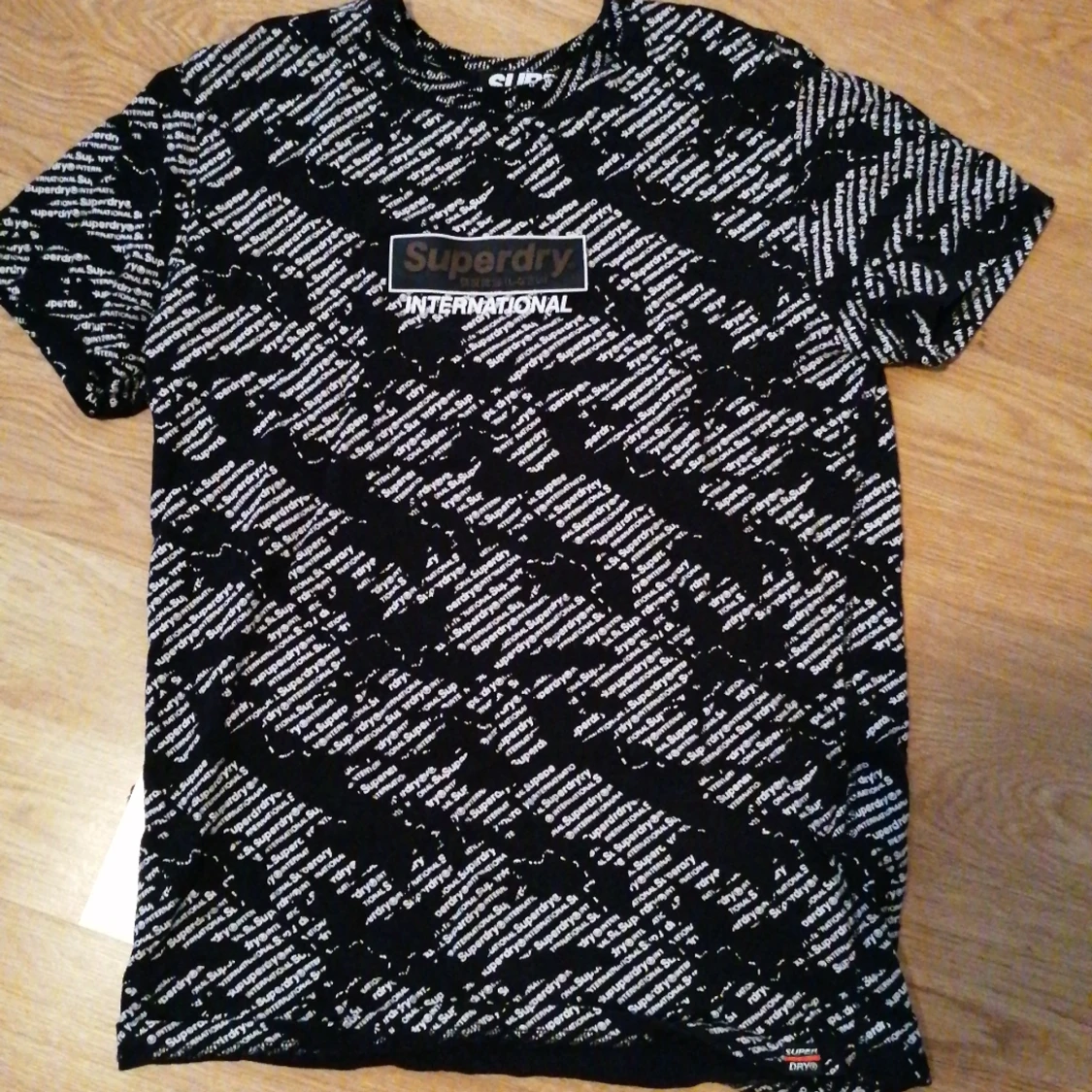 T-shirt från Super Dry 