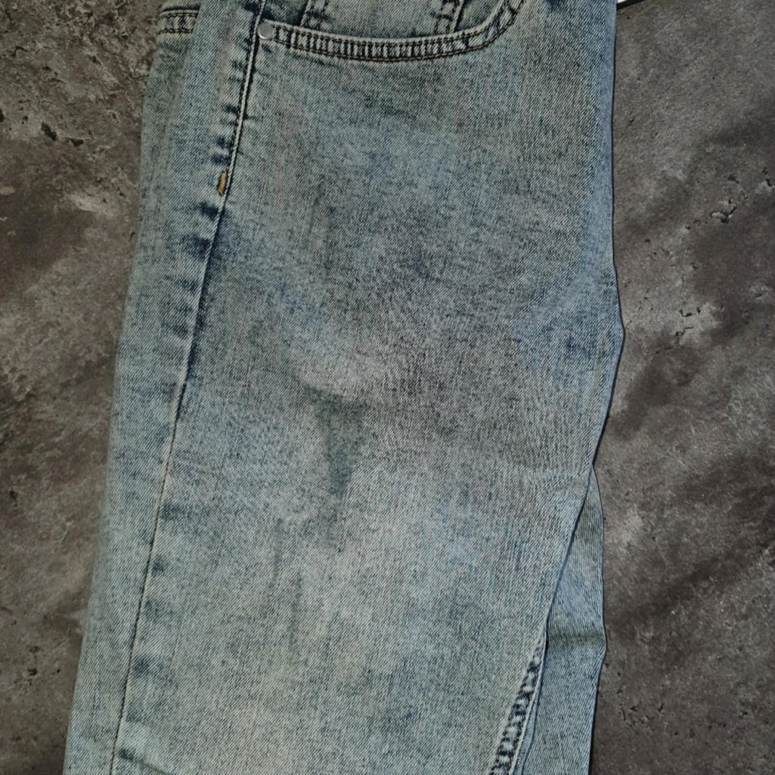 Jeans från FakeTruth. - 90