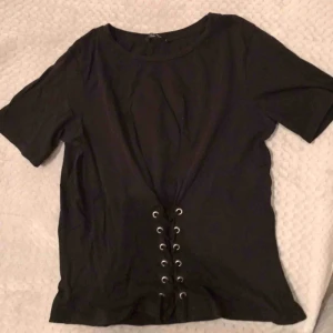  - Köpt på Vero Moda, strolek S 