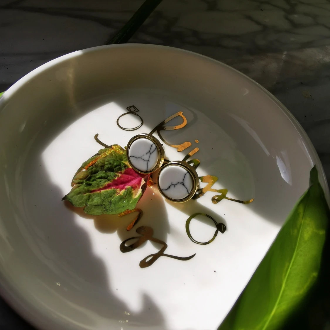 Marmor liknande örhängen 🌼  - 91