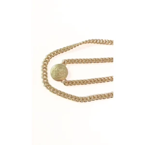  - ✨Halsband från Gina Tricot  ✨Nyskick  ✨Pris 40kr ✨Finns på Torpa i Jönköping ✨Skickas mot betalning