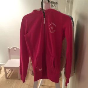  - Plagget är från Race marine, passform? Figursydd, Använd? Aldrig 