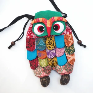  - handgjord uggla väska (ny) 125kr 