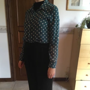  - Vintageblus köpt på second hand i Hamburg