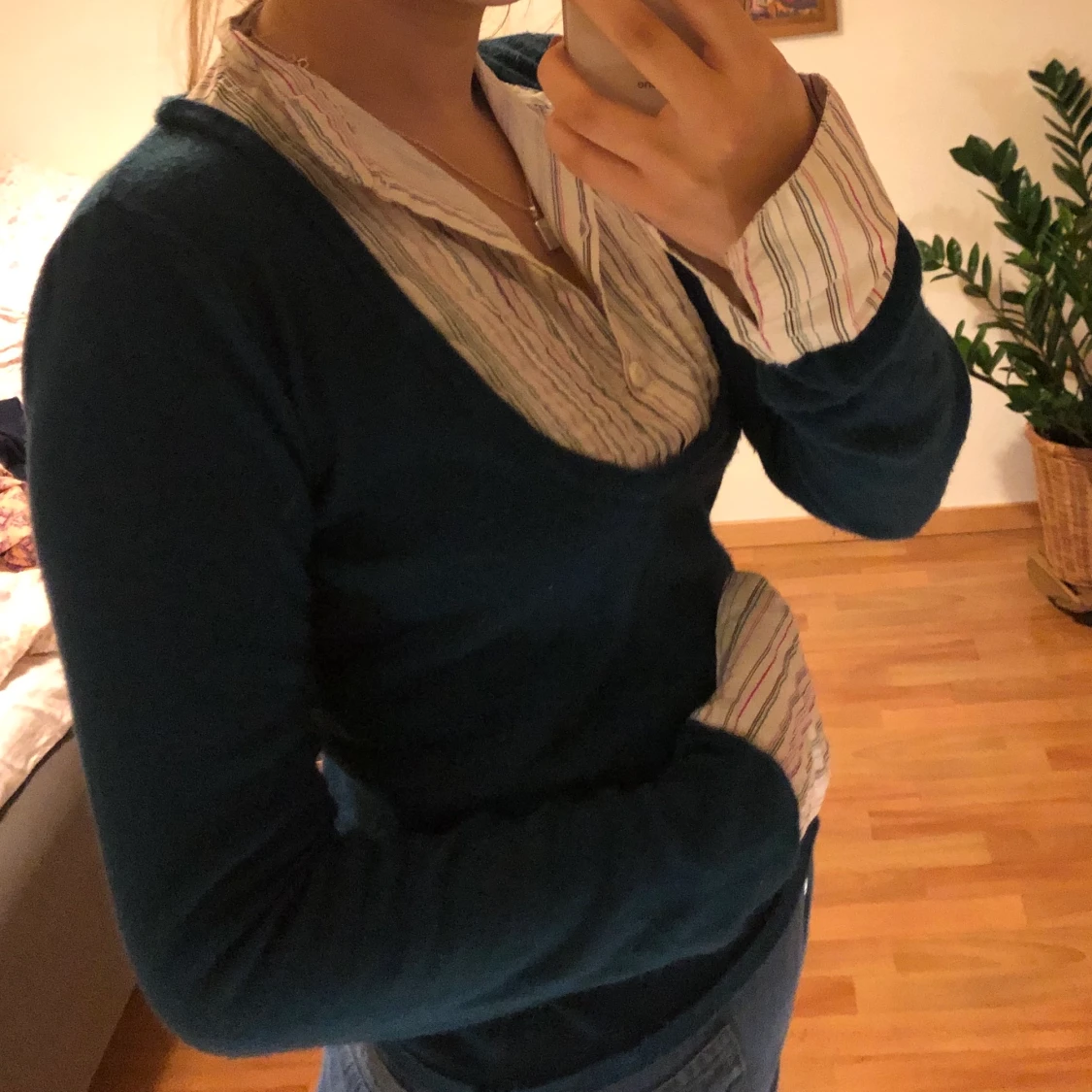 Stickad tröja med inbyggd skjorta - 91