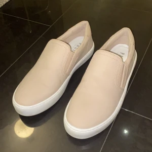 Skor - Fina oanvända skor