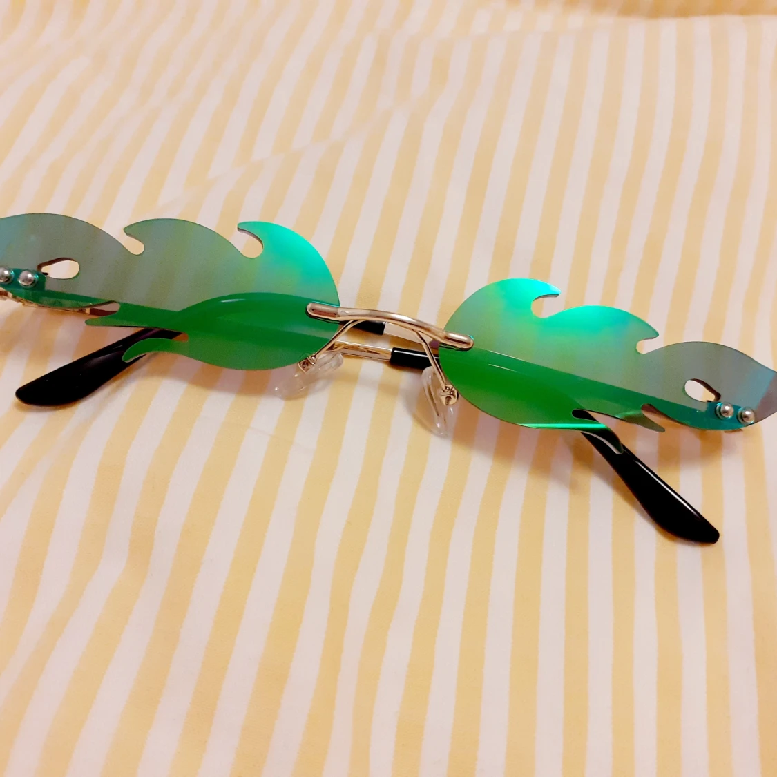 2000's solglasögon - 91