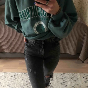  - Har insett att dessa brallor tyvärr är för små så säljer jag med tårar i ögonen de coolaste brallorna i min garderob. Passa på innan jag ångrar mig!😔