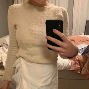 Bech tröja från Filippa K - Plagget är egentligen i strl XS men fungerar på S och mig som brukar ha M. Den är från Filippa K och använd endast ett fåtal ggr.