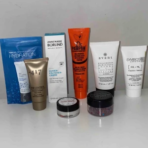  - OANVÄNDA hudvårdsprodukter!  Allt 20kr styck! 