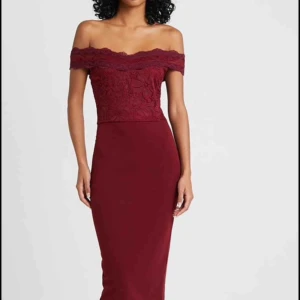  - Cocktail dress i vinrött som passar XS+S