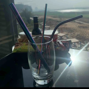  - Vi är ett ufföretag, Sip&Save som säljer rostfria metallsugrör, helt nya och oanvända.Syftet är för att minska påverkan av miljön pga platssugrör.År 2021 kommer man sluta tillverka plastsugrör. Vi har fem olika färger o välja mellan, kontakta :)