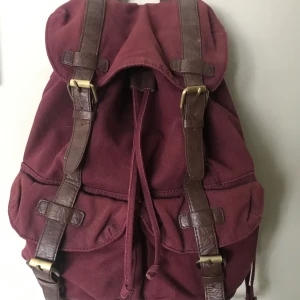  - Ryggsäck från Asos, köparen står för frakt!