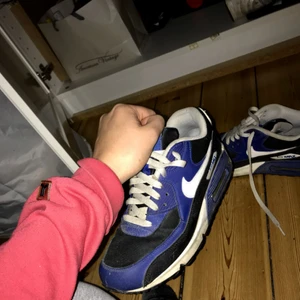  - Haft länge men inte alls använt mycket så därför får de hänga hos någon annan! Ser helt nya ut och luktar absolut inte illa! Som nya som sagt! Pris kan diskuteras! 