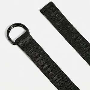 Skärp iets frans Urban Outfitters - Säljer detta skärp från iets frans UO. Köptes för 198kr. Använt ett fåtal gånger. Säljer pga inte min stil. Säljer även byxor som matchar detta skärp, så kolla in min profil ;)