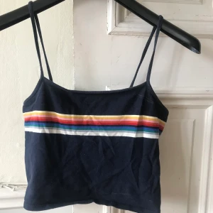 brandy melville linne - Mitt gulligaste linne från brandy, magtröja, så fin till allt i sommar