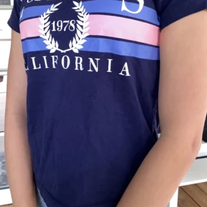 Cubus T-shirt S.146/152  - Fin tröja som funkar till allt nu på sommaren, fint skick!