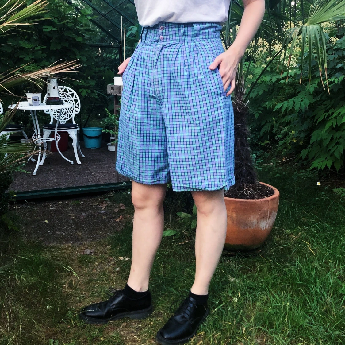 Rutiga turkos lila shorts - 90