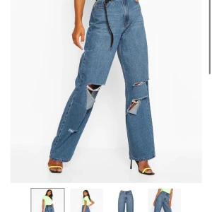 Byte av byxor  - Har dessa i ljusblå i storlek 36 söker storlek 38 i ljusblå. OBS bilden är mörkblåa 