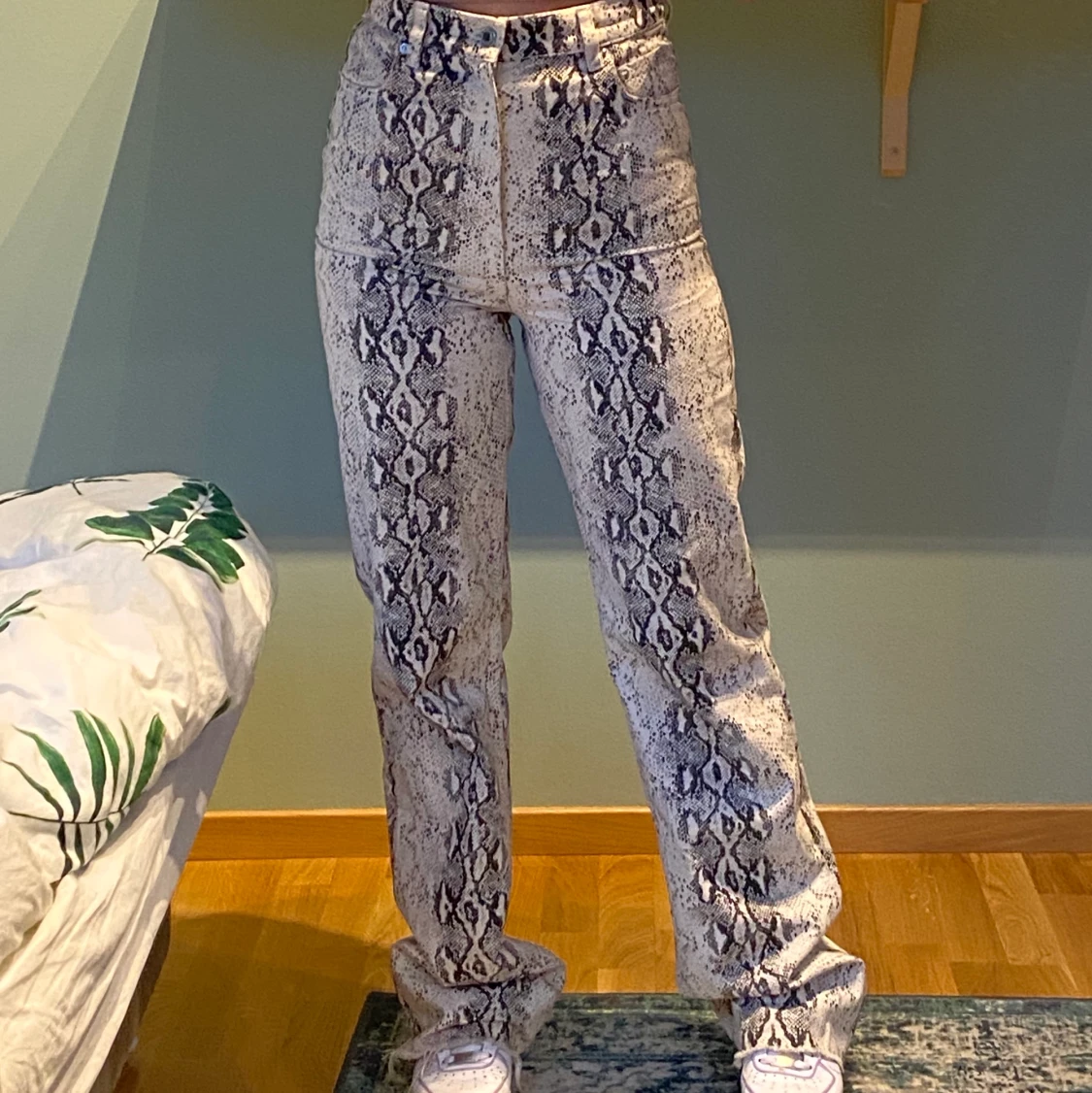 Orm mönstrade jeans - 90