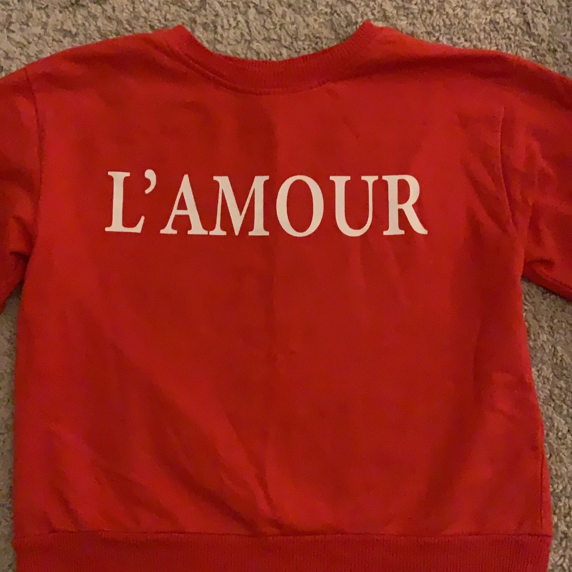 En tröja från Lindex i strl: 146/152 