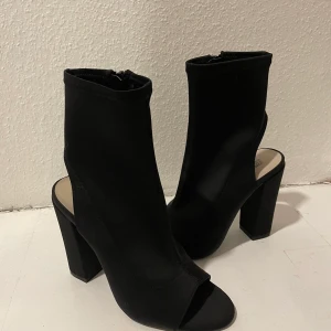 Festliga klackar  - Festliga bekväma klackar 💄💋