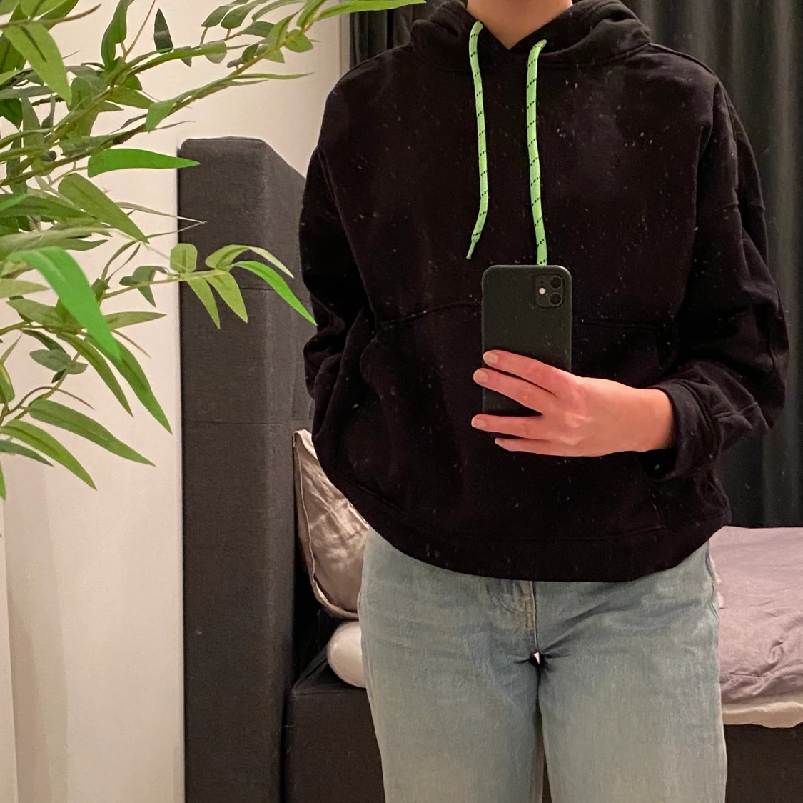 Hoodie från Weekday  - 90