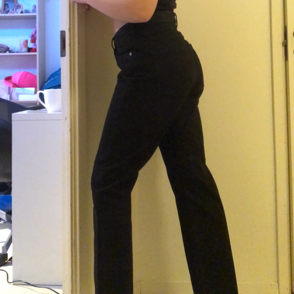 Svarta mom jeans från weekday  - 90