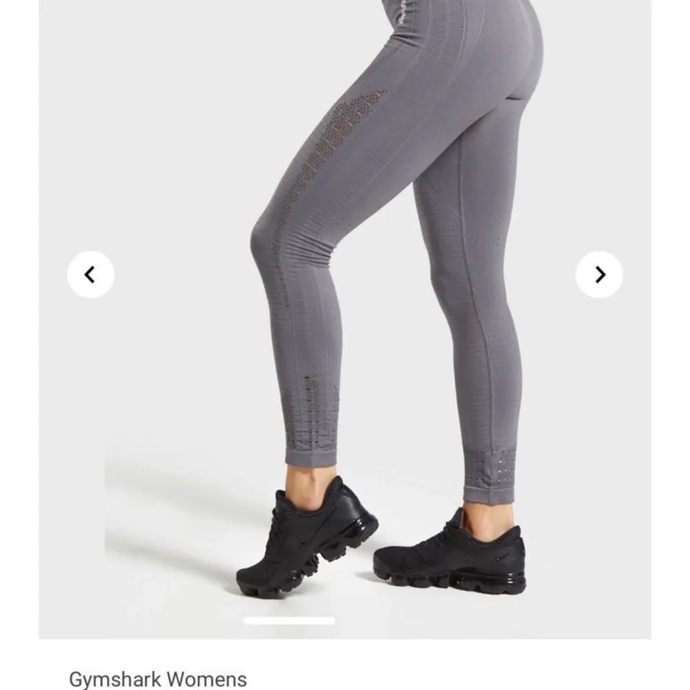 Tight från gymshark i storlek xs. Köparen står för frakt. Övrigt.