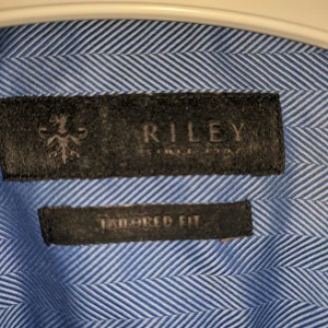 Annorlunda o cool skjorta  - Annorlunda o cool skjorta, lite grövre material än en vanlig skjorta