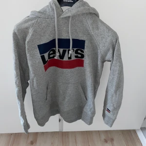 Levis, S - Levis Hoodie, S, 8/10 