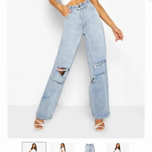  - Jeans från Boohoo! Beställde storlek 40 och 42 pga var osäker med storleken, visade sig att de är helt normala i storleken så 42 blev för stort för mig. Är alltså aldrig använda 🌟 Verkligen snyggaste jeansen för våren:) Frakt tillkommer 💕 