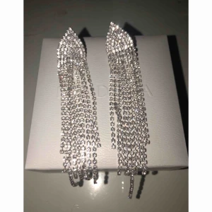  - Sjuka örhängen😍 kommer inte till användning längre! 