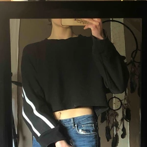  - Tröja från BikBok