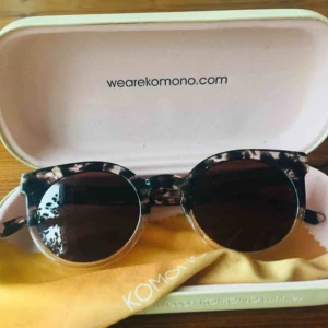  - Komono sunglases used few times but in perfect shape. Limited edition: the lulu 4822 145
