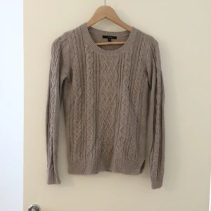  - Tröja från Lindex , knappt använd 