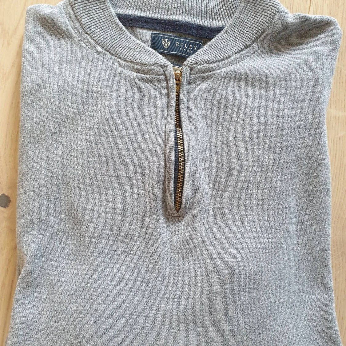 Riley tröja strl L - 90