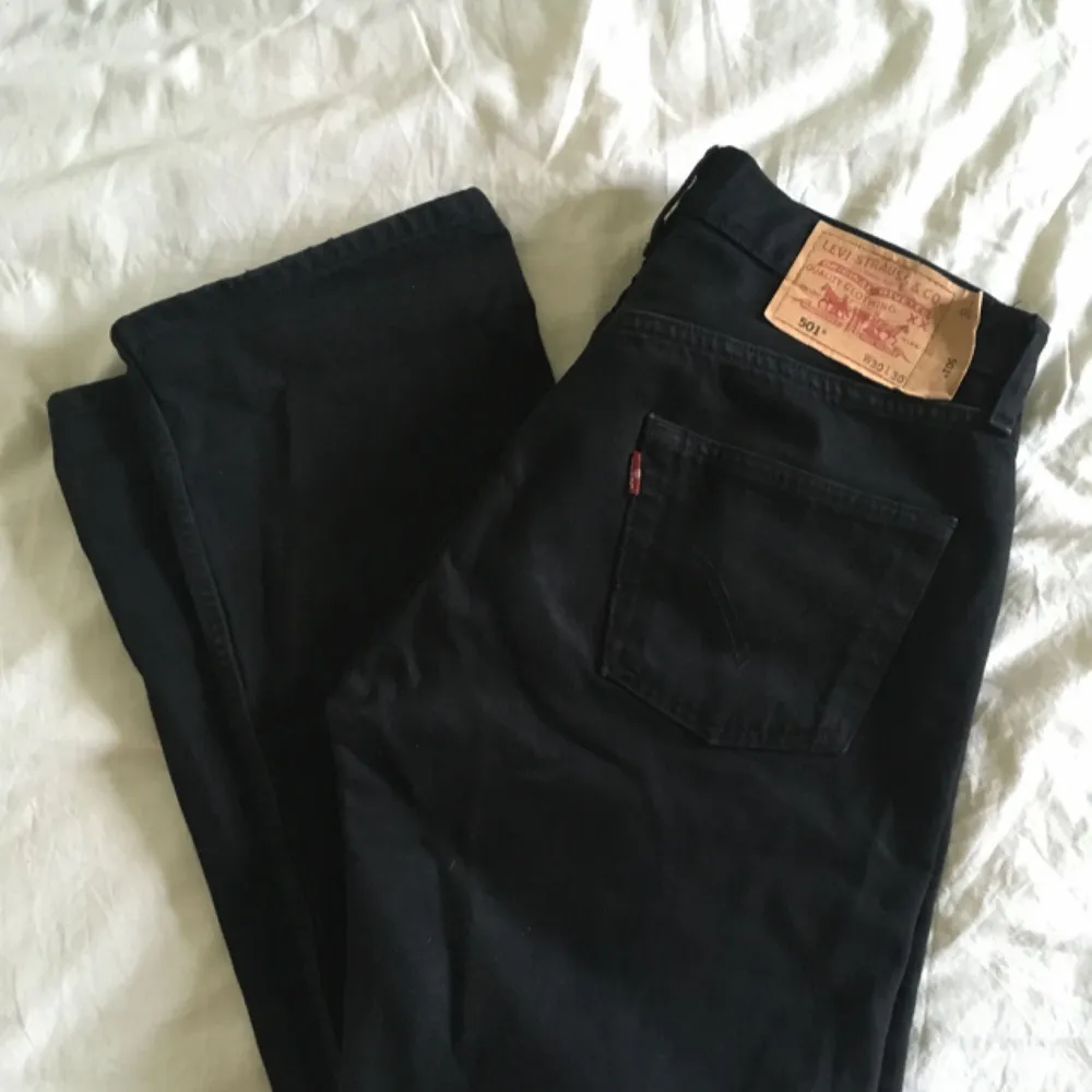 Vintage Levis 501, snyggaste modellen! Superbra skick, helt oanvända. Jeans & Byxor.