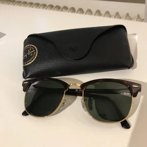  - Äkta RayBan, helt ny, oanvänd