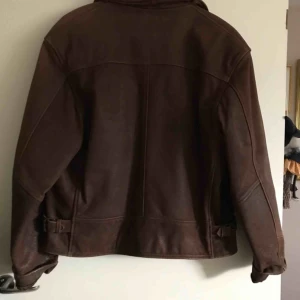  - Äkta skinn  pilot ! använd bara tre gånger