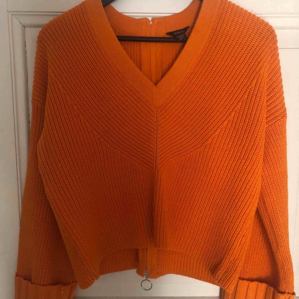 Fin orange stickad tröja från Lindex | Plick Second Hand