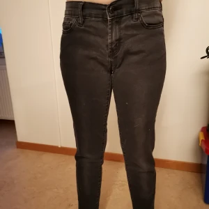  - Vi kan mötas upp i Kristianstad och kan också skicka det. Tar swish 