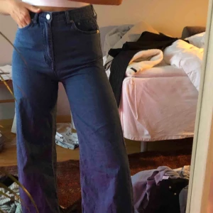  - Ace weekday jeans! Använda få gånger. Längd 30