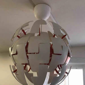  - Nu säljer jag mina lampor från Ikea i väldigt bra skick på grund av jag har köpt nya :) det är 2 st lampor som är likadana :) 500kr en eller både för 800kr :)