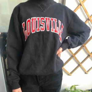  - Fint sweatshirt i gott skick!