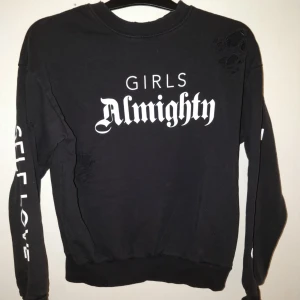  - Tröja från gina.