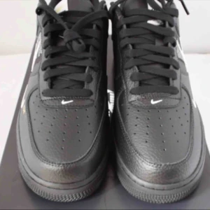  - Nice shoes  its new!!